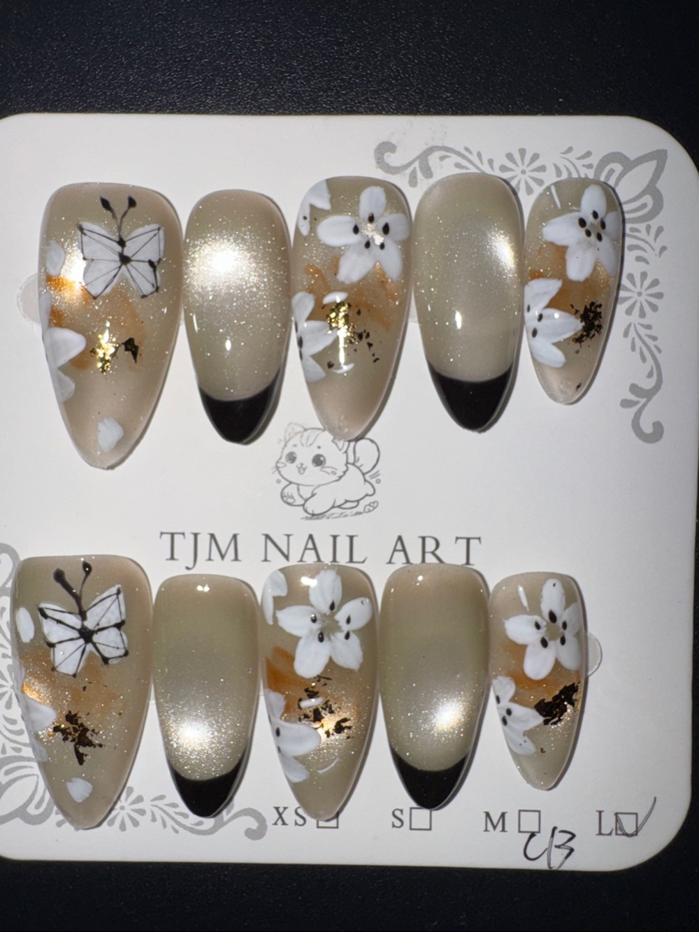 Neutral Floral & Butterfly Press-On Nails with Gold Flakes